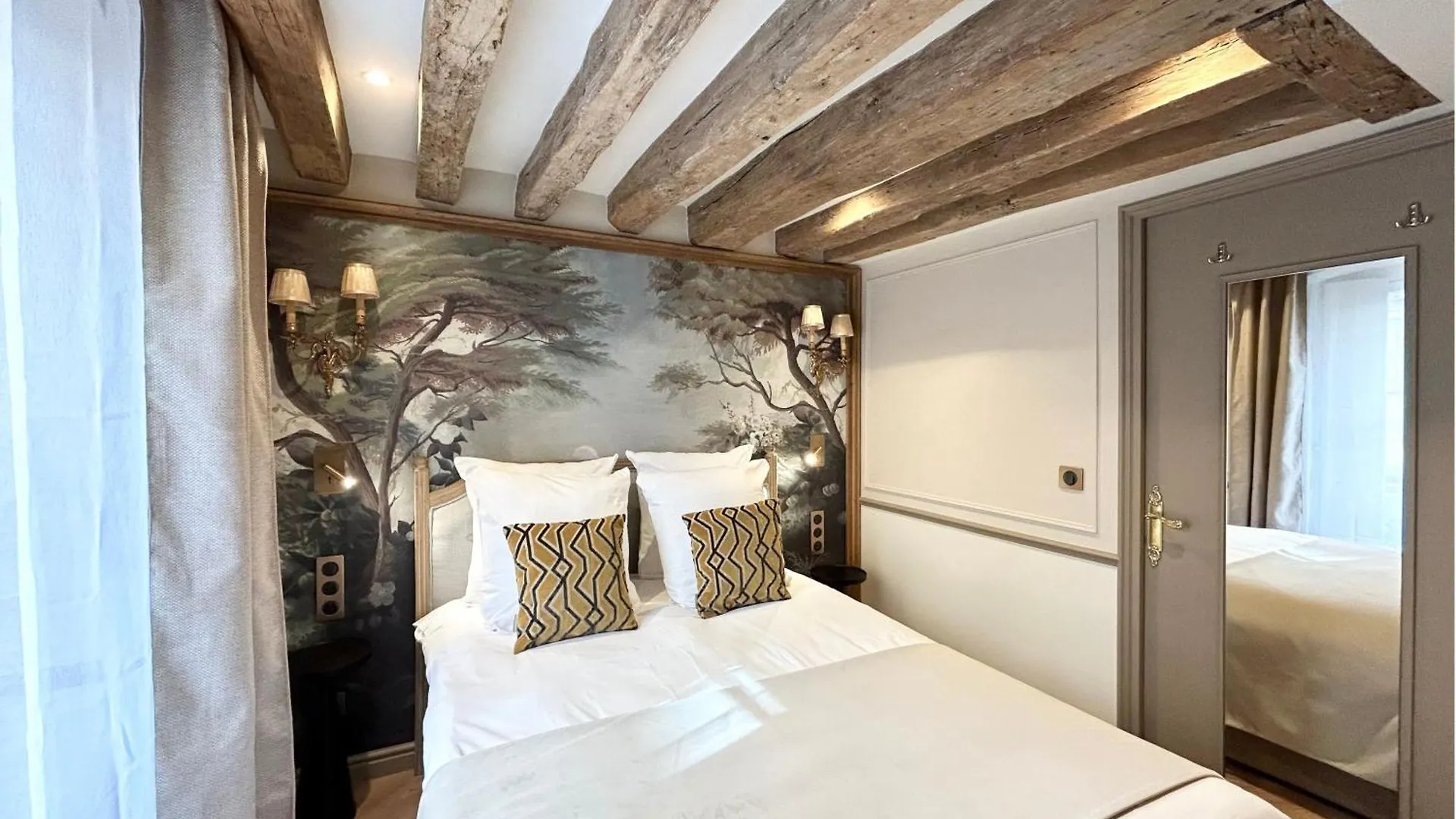 Merveil - Signature Suite - Tour Eiffel - Bourgogne Paříž