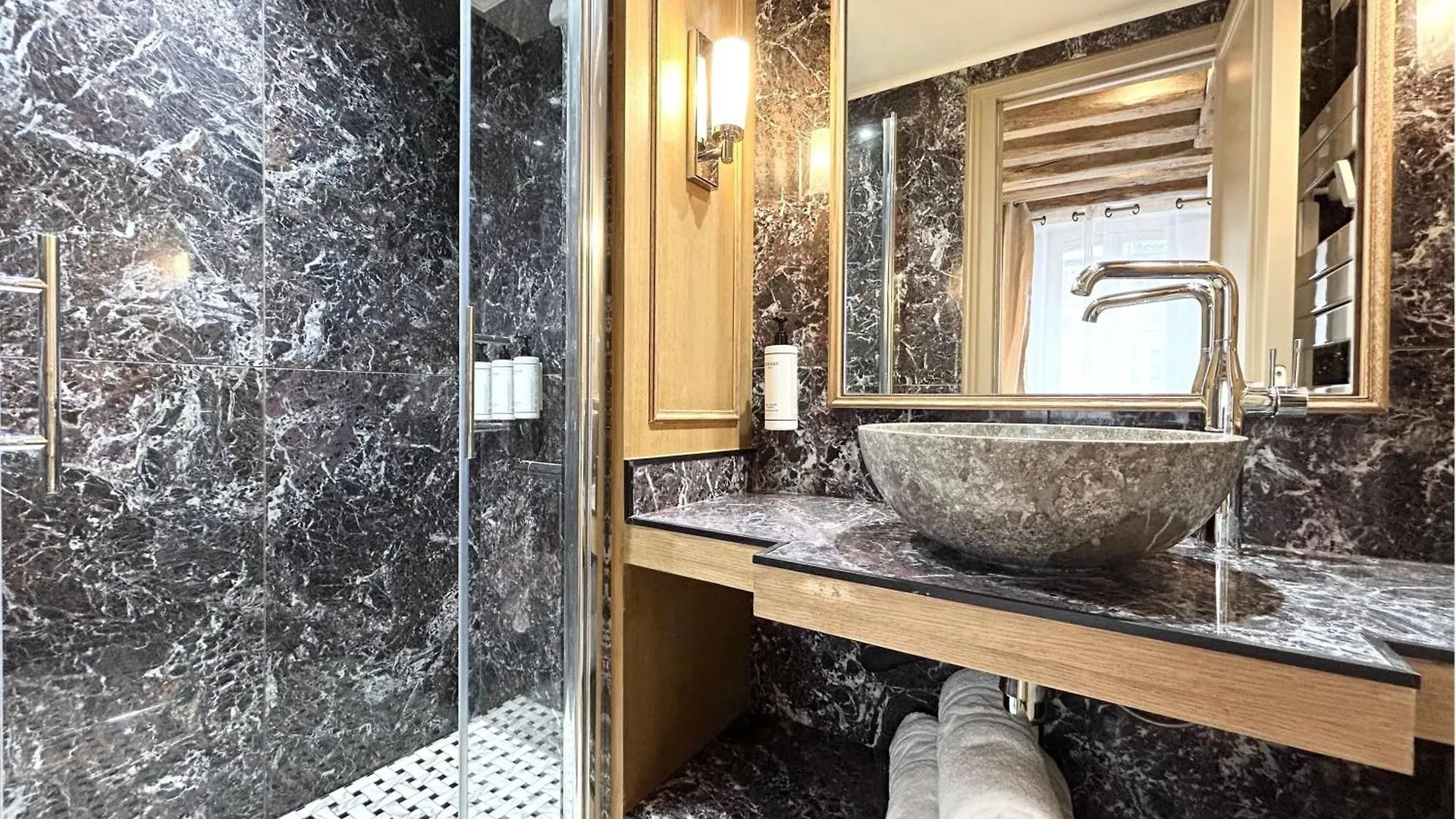 Apartmán Merveil - Signature Suite - Tour Eiffel - Bourgogne Paříž