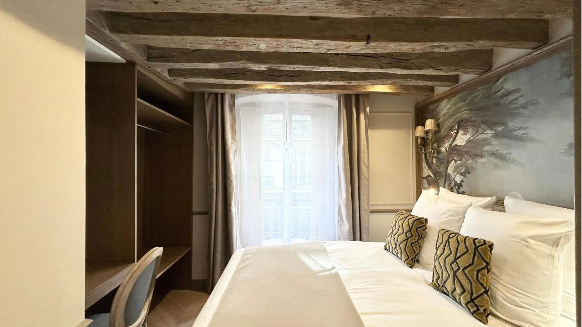 Merveil - Signature Suite - Tour Eiffel - Bourgogne Paříž