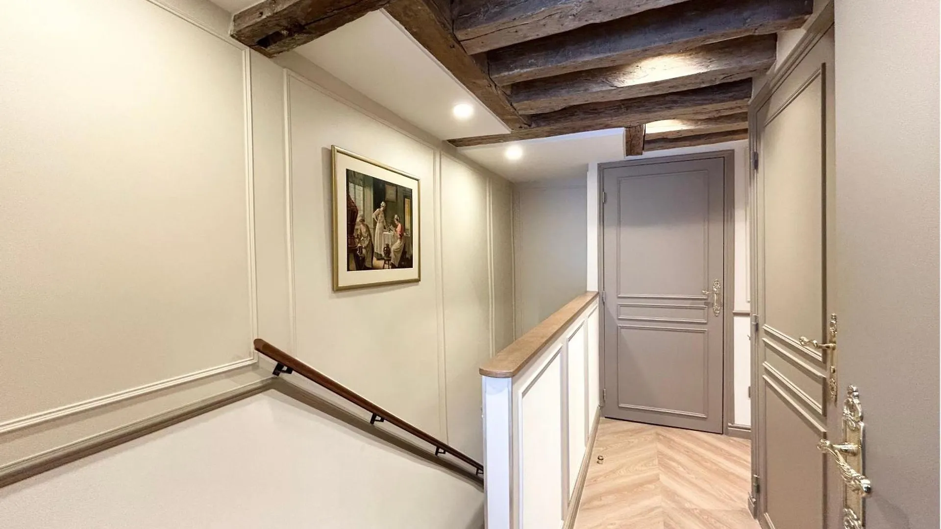 Merveil - Signature Suite - Tour Eiffel - Bourgogne Paris Frankrike