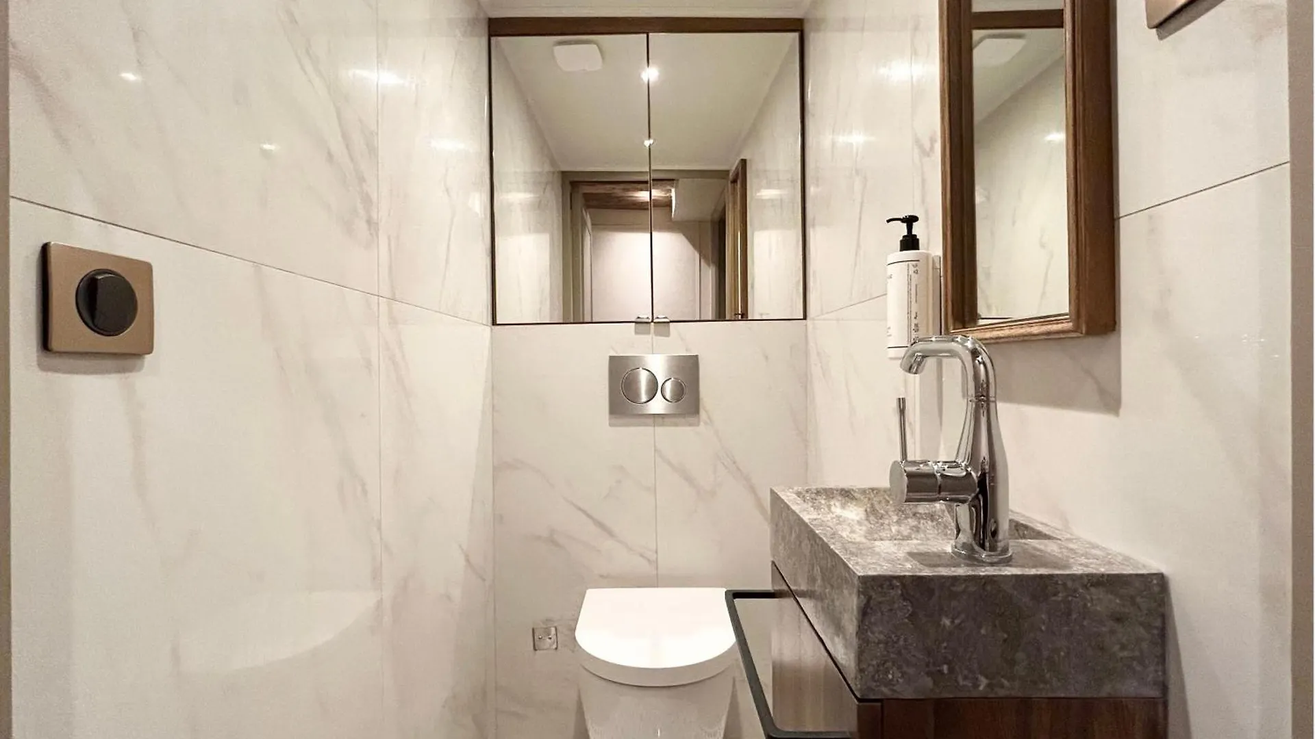 Merveil - Signature Suite - Tour Eiffel - Bourgogne Paris 0*,  Frankreich